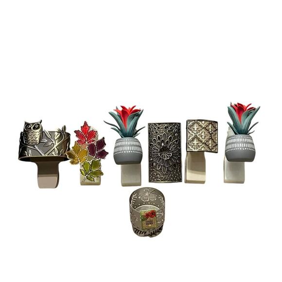 Bath and Body Works Wall Flowers Air Freshener Plug Ins Set of 6 - Picture 1 of 4